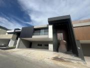 Casa en venta en Fraccionamiento Bosques de las Misiones...