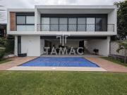 Casa en venta en Fraccionamiento Brisas en Cuernavaca...