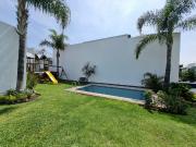 Casa en venta en Fraccionamiento Bugambilias, Zapopan,...