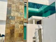 Casa en venta en Fraccionamiento Bugambilias, Zapopan,...