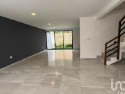 CASA EN VENTA EN FRACCIONAMIENTO CERRADO A 5 MINUTOS DE...