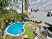 Casa en venta en Fraccionamiento con vigilancia en...