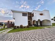 Casa en Venta en Fraccionamiento en Atlixco Puebla con...