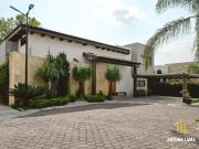 Casa en venta en fraccionamiento en Calzada Zavaleta, Puebla