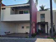 Casa en Venta en fraccionamiento en Puebla, Zona Calzada...