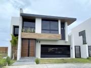 Casa en Venta en Fraccionamiento en Punta Tiburón