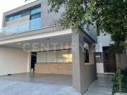 Casa en Venta en Fraccionamiento Encinos del Vergel