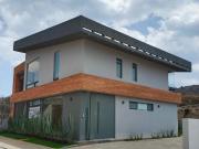 CASA EN VENTA EN FRACCIONAMIENTO ENCINOS TRES MARIAS