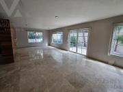 CASA EN VENTA EN FRACCIONAMIENTO GRAN ROBLE, ZONA DE...