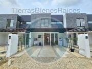 Casa en Venta en Fraccionamiento KANTE Privada Laurel en...