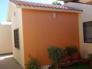 CASA EN VENTA EN FRACCIONAMIENTO LA FUENTE