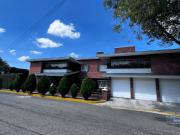 Casa En Venta En Fraccionamiento La Joya