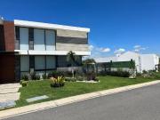 Casa en venta en Fraccionamiento Lomas de Cocoyoc 4...