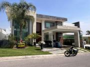 CASA EN VENTA EN FRACCIONAMIENTO LOMAS DE COCOYOC MORELOS