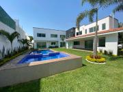 CASA EN VENTA EN FRACCIONAMIENTO LOMAS DE COCOYOC MORELOS