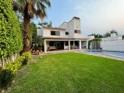 CASA EN VENTA EN FRACCIONAMIENTO LOMAS DE COCOYOC, MORELOS