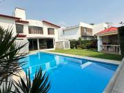 CASA EN VENTA EN FRACCIONAMIENTO LOMAS DE COCOYOC MORELOS