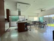 CASA EN VENTA EN FRACCIONAMIENTO LOMAS DE COCOYOC, MORELOS