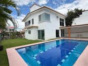 CASA EN VENTA EN FRACCIONAMIENTO LOMAS DE COCOYOC MORELOS