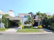 CASA EN VENTA EN FRACCIONAMIENTO LOMAS DE COCOYOC, MORELOS