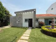 CASA EN VENTA EN FRACCIONAMIENTO LOMAS DE COCOYOC MORELOS