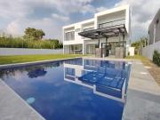 Casa en venta en fraccionamiento Lomas de Cocoyoc, Morelos