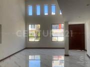 CASA EN VENTA EN FRACCIONAMIENTO LOMAS UNIVERSIDAD IV EN...