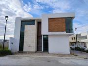 CASA EN VENTA EN FRACCIONAMIENTO LOS VIÑEDOS, TORREON...