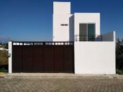 Casa en Venta en Fraccionamiento Mirador de Oaxtepec,...