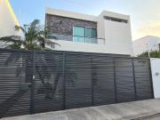 Casa en venta en Fraccionamiento Montebello, Mérida Yuc
