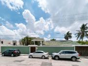 Casa en venta en Fraccionamiento Montecristo, Cancún,...