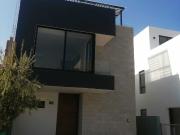 Casa en Venta en Fraccionamiento Parques Vallarta, Coto...