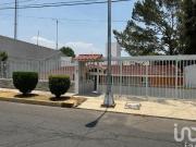 CASA EN VENTA EN FRACCIONAMIENTO PEDREGAL DE SAN...