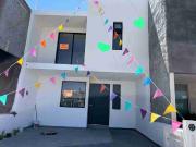 CASA EN VENTA EN FRACCIONAMIENTO PRIVADO