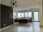 Casa en venta en fraccionamiento privado al Norte de...