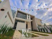 Casa en venta en fraccionamiento privado en Coatepec...