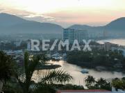 Casa en Venta en Fraccionamiento privado en Zihuatanejo