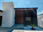 Casa en Venta en Fraccionamiento Privado en Zona Sur