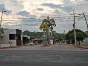 CASA EN VENTA EN FRACCIONAMIENTO PRIVADO FLAMBOYANT...