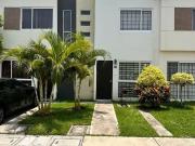 CASA EN VENTA EN FRACCIONAMIENTO PUERTA PARAISO VERACRUZ