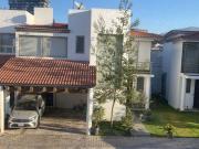 CASA EN VENTA EN FRACCIONAMIENTO RESIDENCIAL BOSQUES...