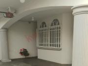 Casa en venta en Fraccionamiento Santiago a unas pasos...