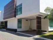 Casa en venta en Fraccionamiento Status Residencial,...