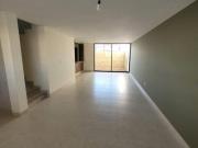 CASA EN VENTA EN FRACCIONAMIENTO TABACHINES CON 3 RECAMARAS