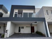 Casa en Venta en Fraccionamiento Tarragona con Zona de...