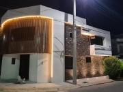 CASA EN VENTA EN FRACCIONAMIENTO VALLE DE SAN JAVIER...