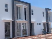 CASA EN VENTA EN FRACCIONAMIENTO VALLE DEL SOL,GALAXIA...