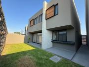 CASA EN VENTA EN FRACCIONAMIENTO VALLES CERCA DE EL...