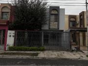 CASA EN VENTA EN FRACCIONAMIENTO VILLAS DE ORIENTE, SAN...