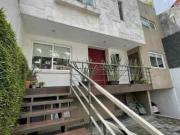 Casa en venta en fraccionamiento y vista boscosa